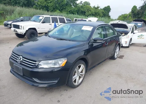 2014 Volkswagen Passat 1.8T Se из США, поврежденный, VIN 1VWBT7A33EC067602